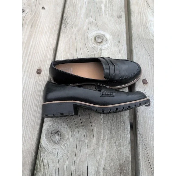 DV Dolce Vita Women's Crisp Slip on Lug Sole Black Penny Loafers Size 8 EUC - Picture 5 of 9